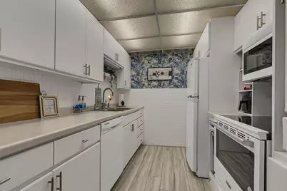 1340 9th Avenue S #201, Saint Cloud, MN 56301 - Photo 7
