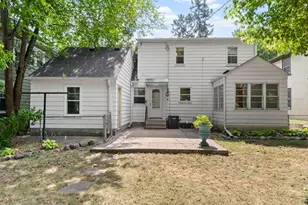 1047 Dayton Ave, Saint Paul, MN 55104 - Photo 27