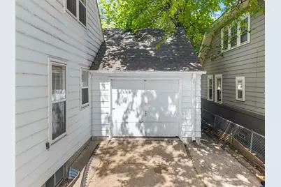 1047 Dayton Avenue, Saint Paul, MN 55104 - Photo 39