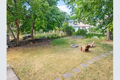 1047 Dayton Avenue, Saint Paul, MN 55104 - Photo 41
