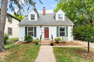 1047 Dayton Ave, Saint Paul, MN 55104 - Photo 1