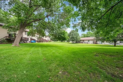 8723 Maplebrook Parkway N, Brooklyn Park, MN 55445 - Photo 31