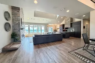 25274 Newport Beach Rd, Detroit Lakes, MN 56501 - Photo 13
