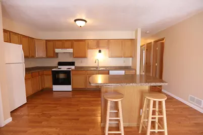 926 Wescott Trail #201, Eagan, MN 55123 - Photo 3