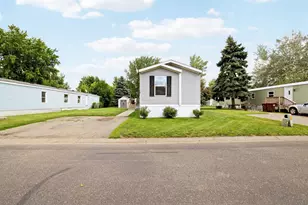 14 Shannon Dr, Hastings, MN 55033 - Photo 1