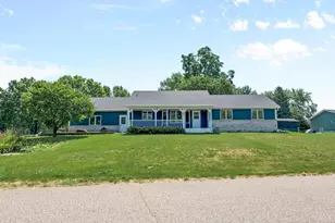 833 Tyrol Ln, Shakopee, MN 55379 - Photo 31