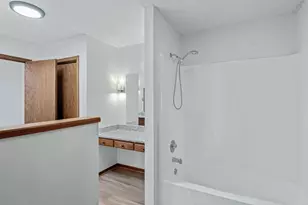 833 Tyrol Ln, Shakopee, MN 55379 - Photo 23