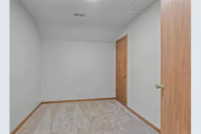 833 Tyrol Lane, Shakopee, MN 55379 - Photo 45