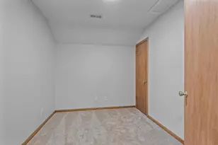 833 Tyrol Ln, Shakopee, MN 55379 - Photo 45