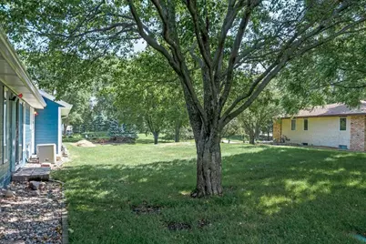 833 Tyrol Lane, Shakopee, MN 55379 - Photo 35