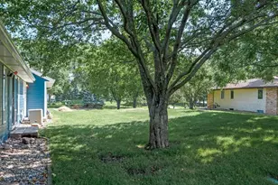 833 Tyrol Ln, Shakopee, MN 55379 - Photo 35