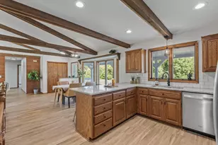833 Tyrol Ln, Shakopee, MN 55379 - Photo 15