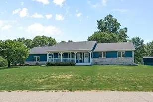 833 Tyrol Ln, Shakopee, MN 55379 - Photo 35