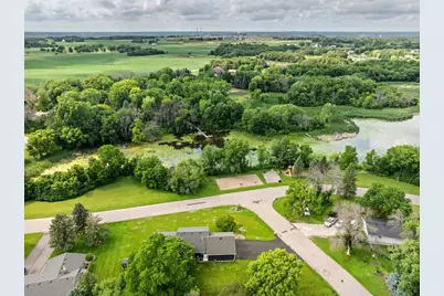 833 Tyrol Lane, Shakopee, MN 55379 - Photo 53