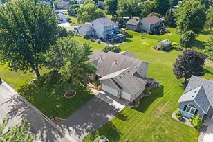 9148 211th St W, Lakeville, MN 55044 - Photo 57