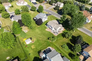 9148 211th St W, Lakeville, MN 55044 - Photo 3
