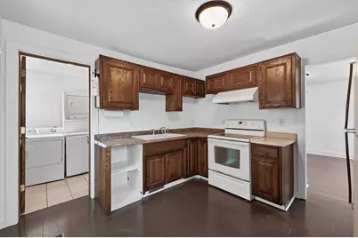 828 Englewood Avenue, Saint Paul, MN 55104 - Photo 9