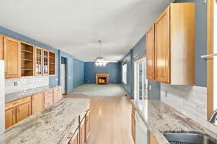 1560 Oakbrooke Terrace, Eagan, MN 55122 - Photo 5