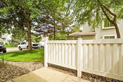 2723 Wagon Wheel Curve, Chaska, MN 55318 - Photo 15