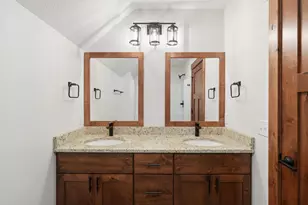 222 Eagle Ridge Dr, Roberts, WI 54023 - Photo 23