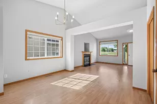 10501 Jason Ln, Albertville, MN 55301 - Photo 7