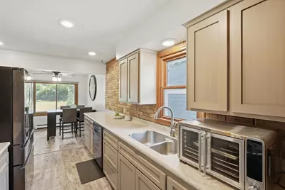 4250 Diamond Drive, Eagan, MN 55122 - Photo 7