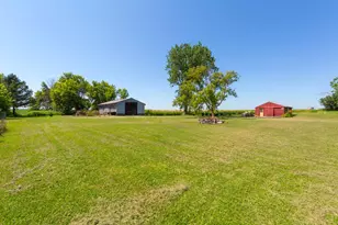 83839 310th St, Ellendale, MN 56026 - Photo 45