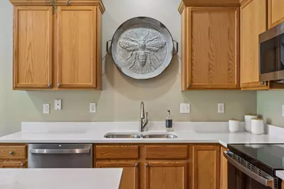 7612 Parkridge Lane, Savage, MN 55378 - Photo 11