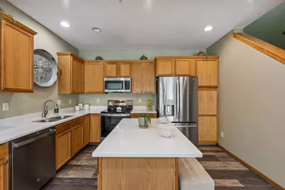 7612 Parkridge Lane, Savage, MN 55378 - Photo 9