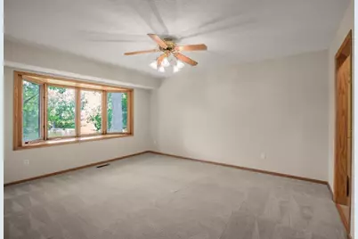 14369 Glenda Drive, Apple Valley, MN 55124 - Photo 7