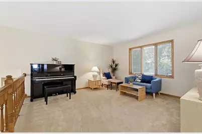 4067 Stockdale Drive, Vadnais Heights, MN 55127 - Photo 35