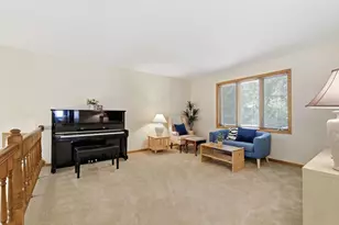 4067 Stockdale Dr, Vadnais Heights, MN 55127 - Photo 35