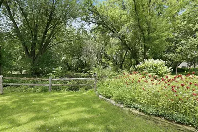 4067 Stockdale Drive, Vadnais Heights, MN 55127 - Photo 19