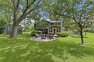 4067 Stockdale Dr, Vadnais Heights, MN 55127 - Photo 9