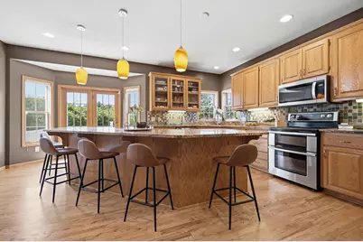 923 Cloverleaf Circle, Hudson, WI 54016 - Photo 9