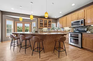 923 Cloverleaf Cir, Hudson, WI 54016 - Photo 9