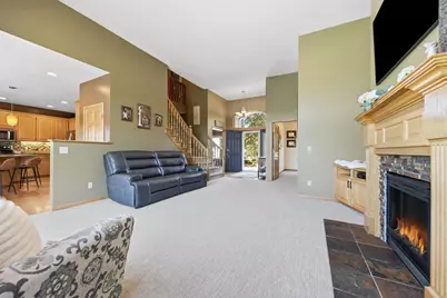 923 Cloverleaf Circle, Hudson, WI 54016 - Photo 7