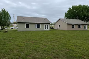 820 Spark Ave, Albert Lea, MN 56007 - Photo 7
