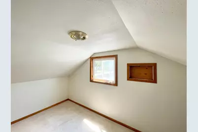 18 S Paffrath Avenue, Springfield, MN 56087 - Photo 37