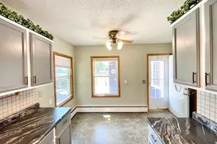 18 S Paffrath Ave, Springfield, MN 56087 - Photo 15