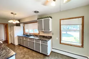 18 S Paffrath Ave, Springfield, MN 56087 - Photo 11
