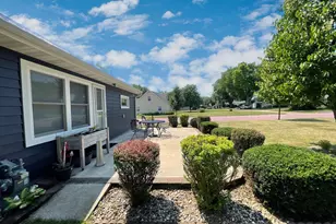 18 S Paffrath Ave, Springfield, MN 56087 - Photo 3