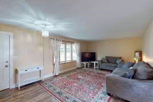 1402 Marie Ave, Albert Lea, MN 56007 - Photo 3