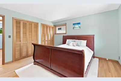 9101 Upton Avenue S, Bloomington, MN 55431 - Photo 15