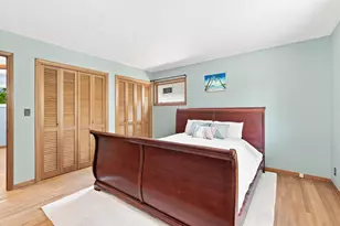 9101 Upton Ave S, Bloomington, MN 55431 - Photo 15