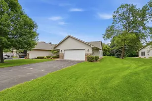 1009 Fairway Dr, Princeton, MN 55371 - Photo 5