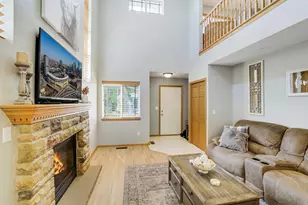 14995 Chestnut Ln, Savage, MN 55378 - Photo 5