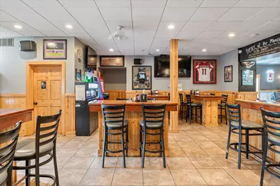 25 N Walnut Street, La Crescent, MN 55947 - Photo 3