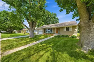 215 Meray Blvd, Mankato, MN 56001 - Photo 1