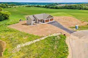 363 Candy Ln, River Falls, WI 54022 - Photo 29